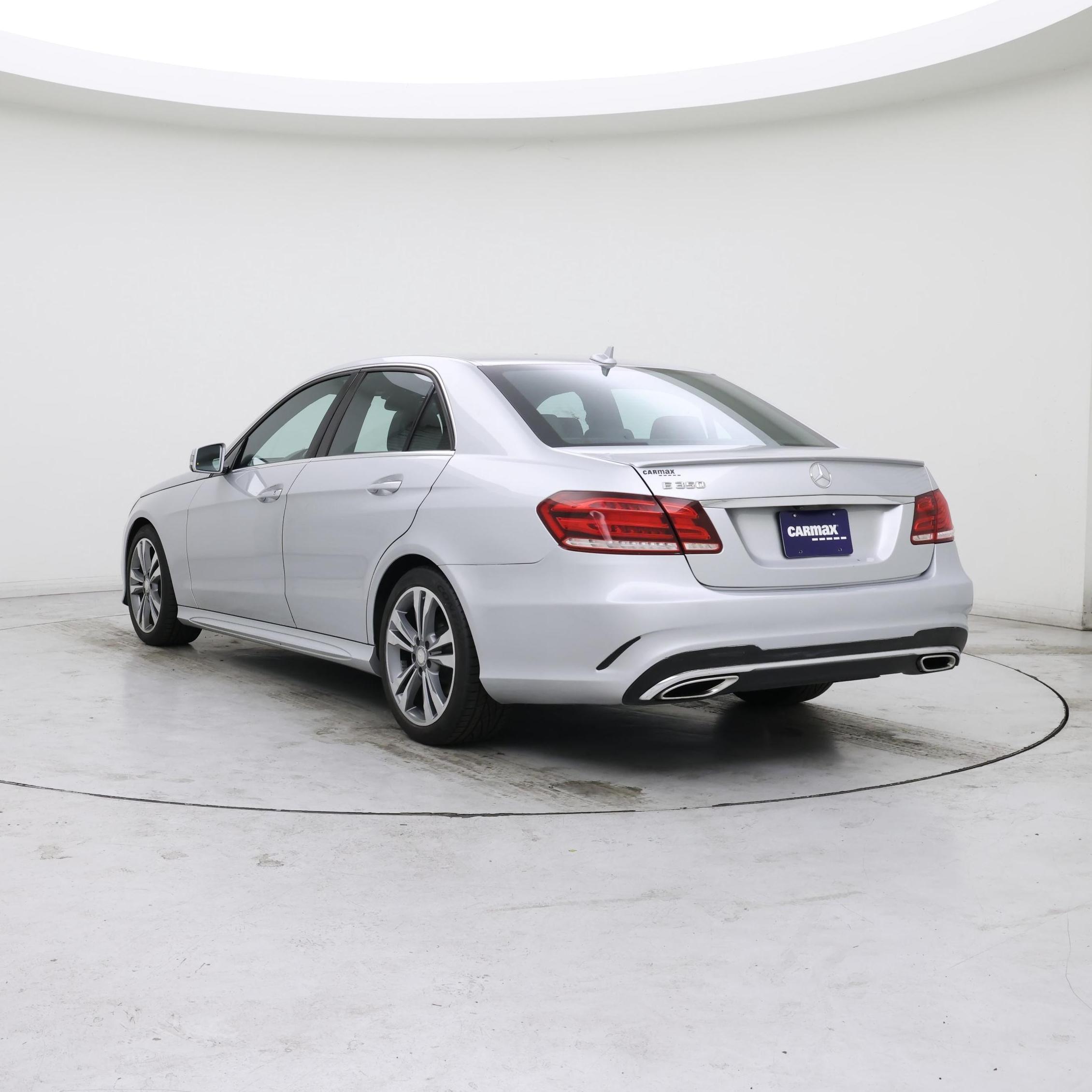 Thumbnail: 2016 Mercedes-Benz E-Class - 2