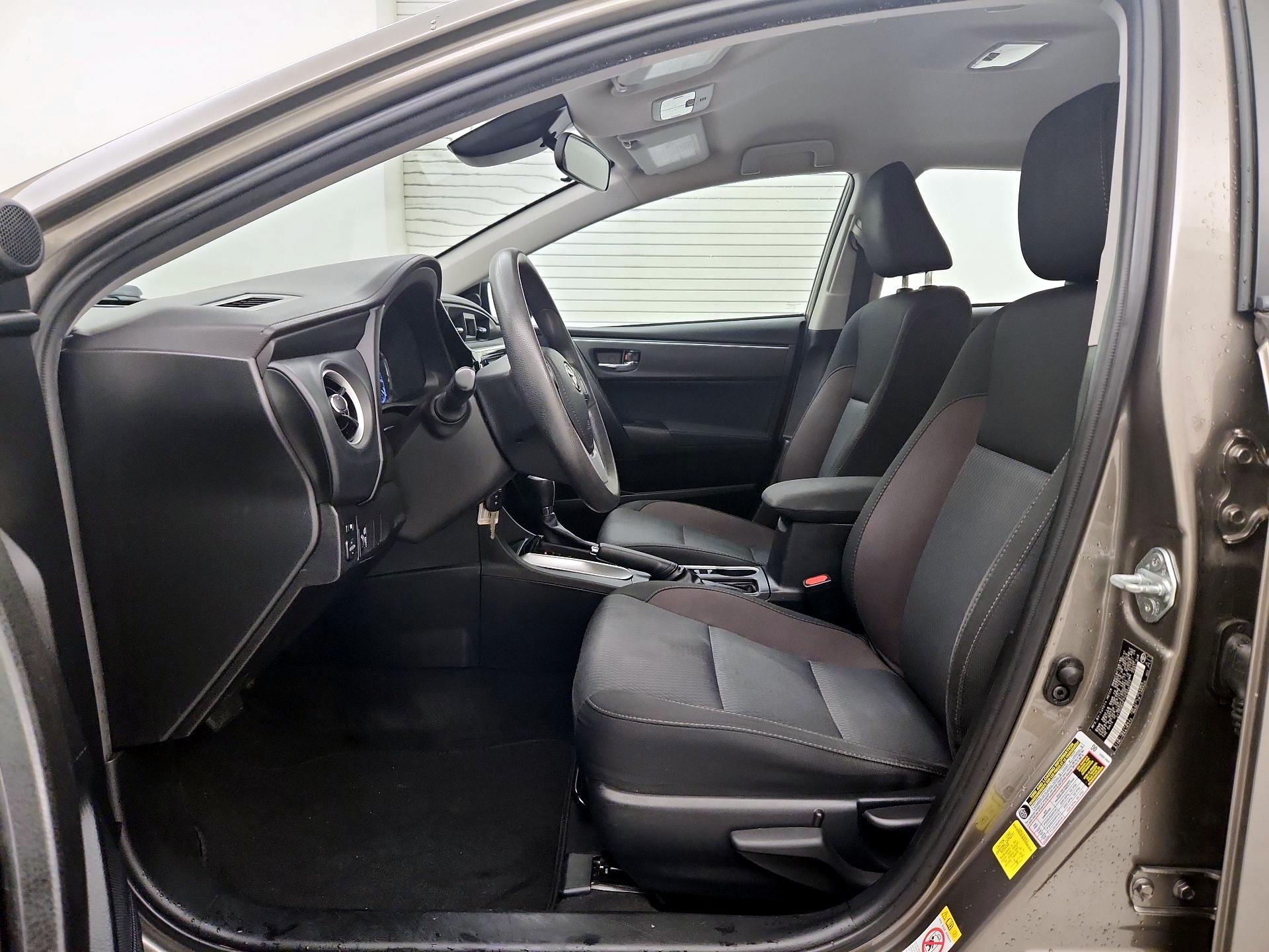 Thumbnail: 2017 Toyota Corolla - 11