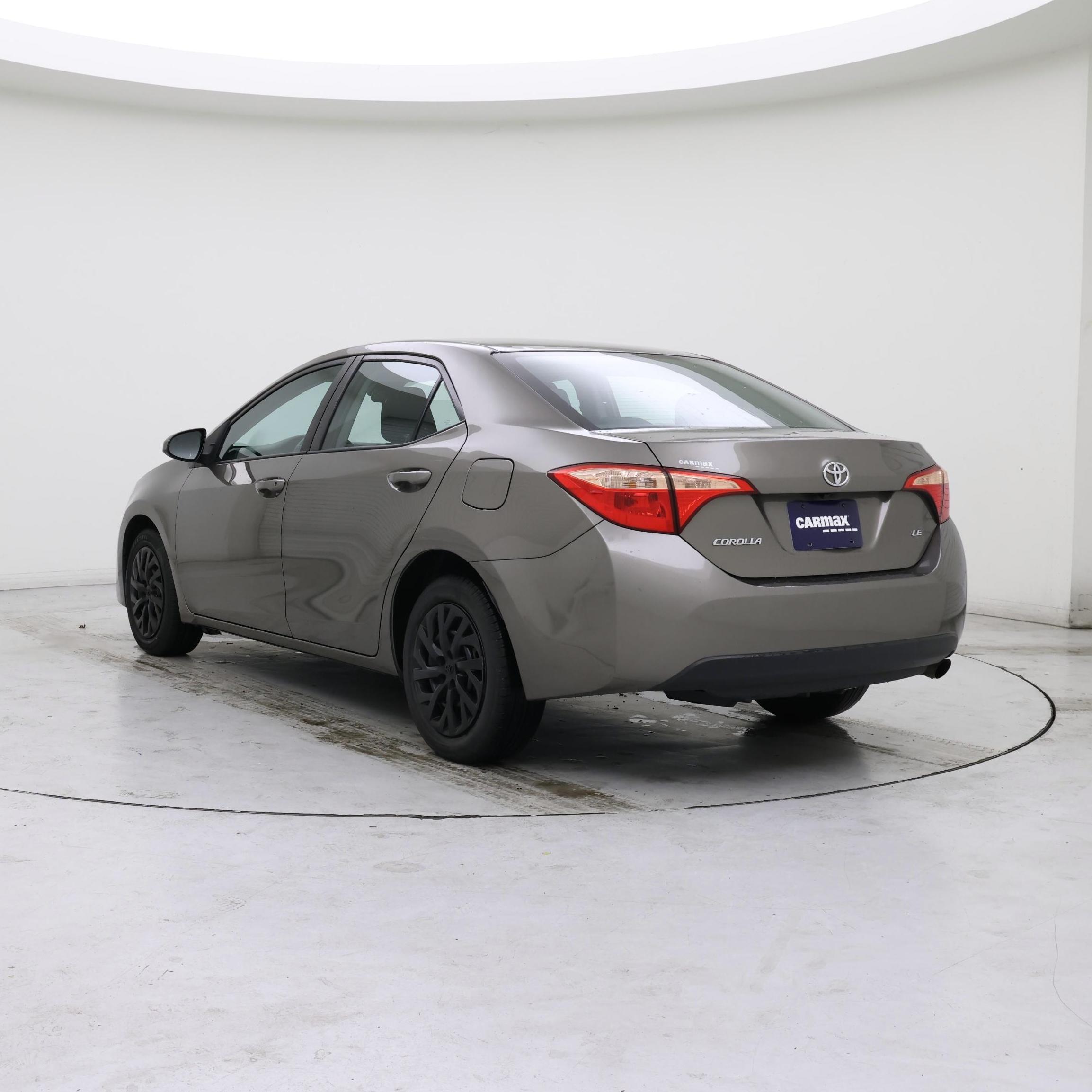 Thumbnail: 2017 Toyota Corolla - 2