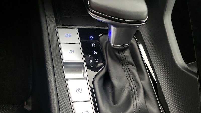 2021 Hyundai Elantra Limited Edition 18
