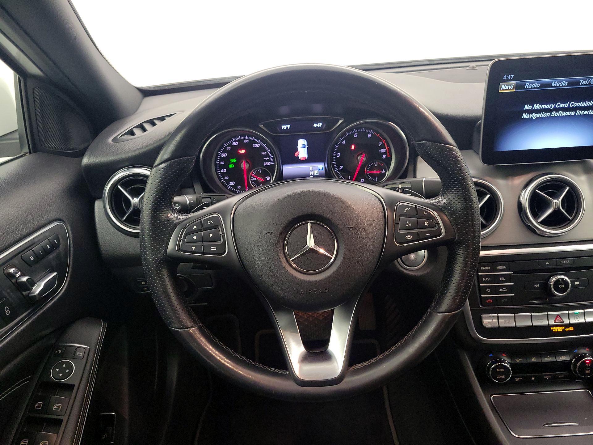 Thumbnail: 2019 Mercedes-Benz GLA - 10