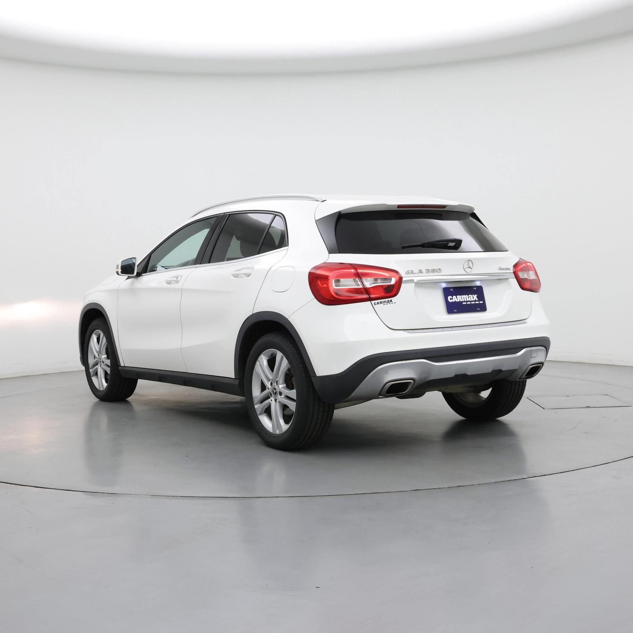 Thumbnail: 2019 Mercedes-Benz GLA - 2