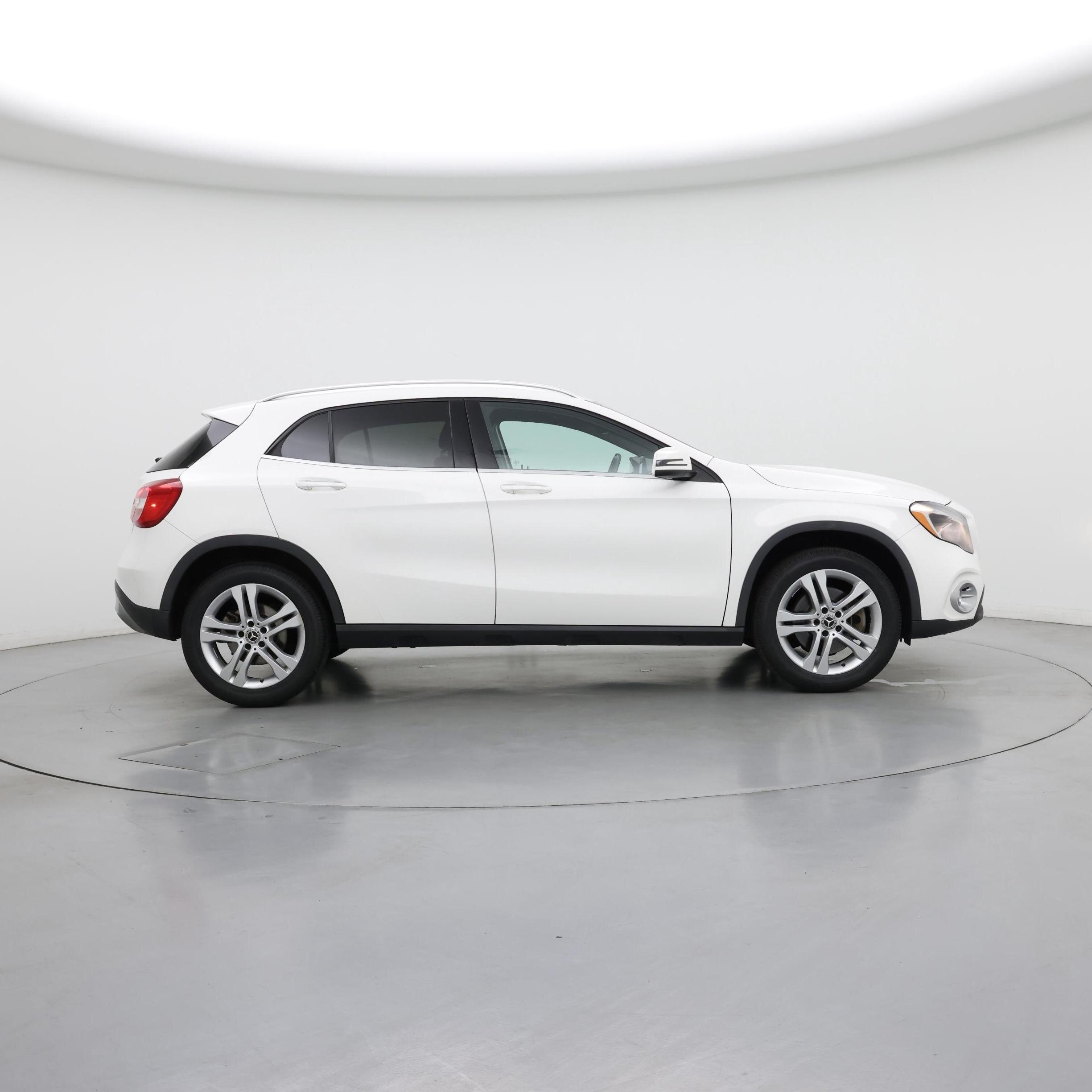 Thumbnail: 2019 Mercedes-Benz GLA - 7
