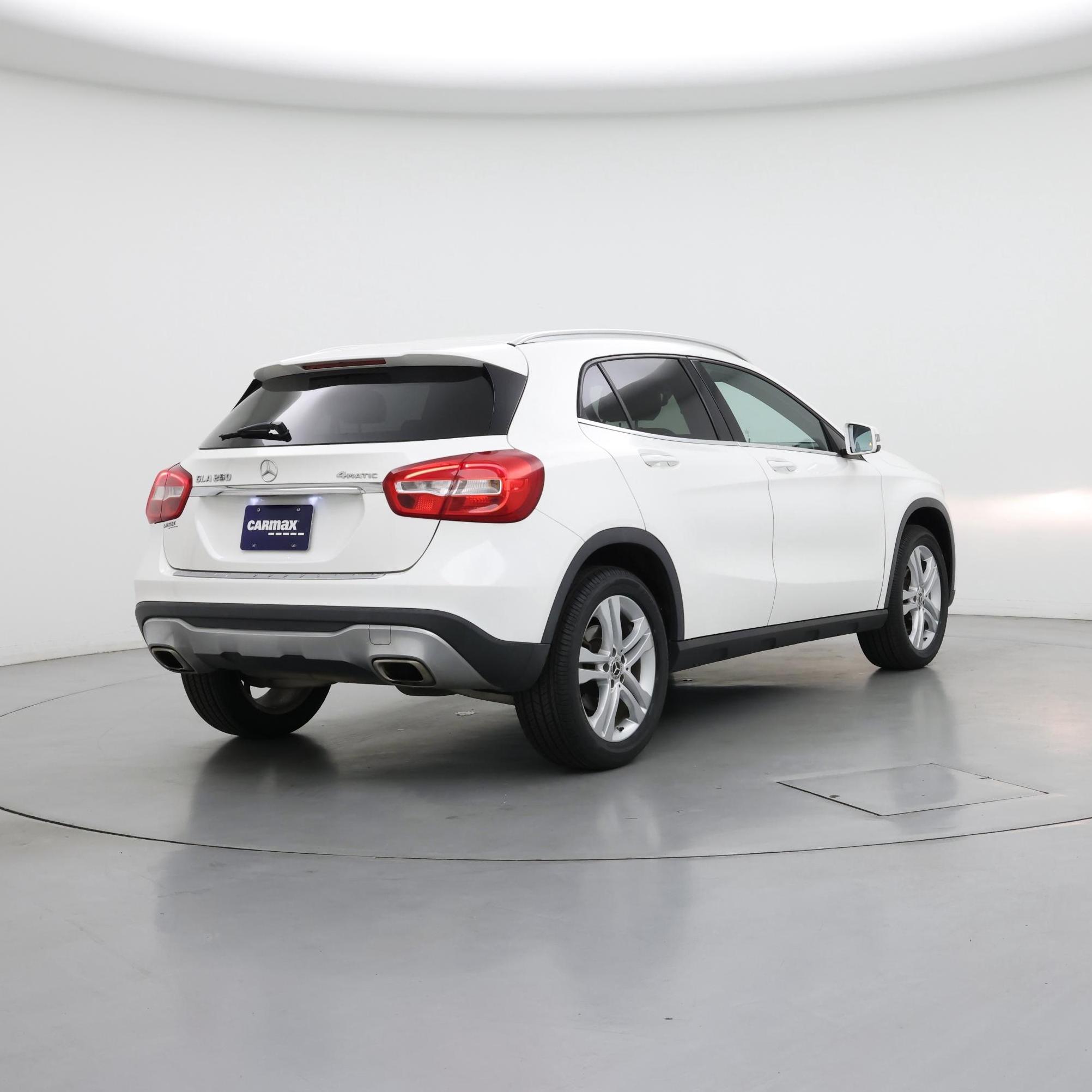 Thumbnail: 2019 Mercedes-Benz GLA - 8