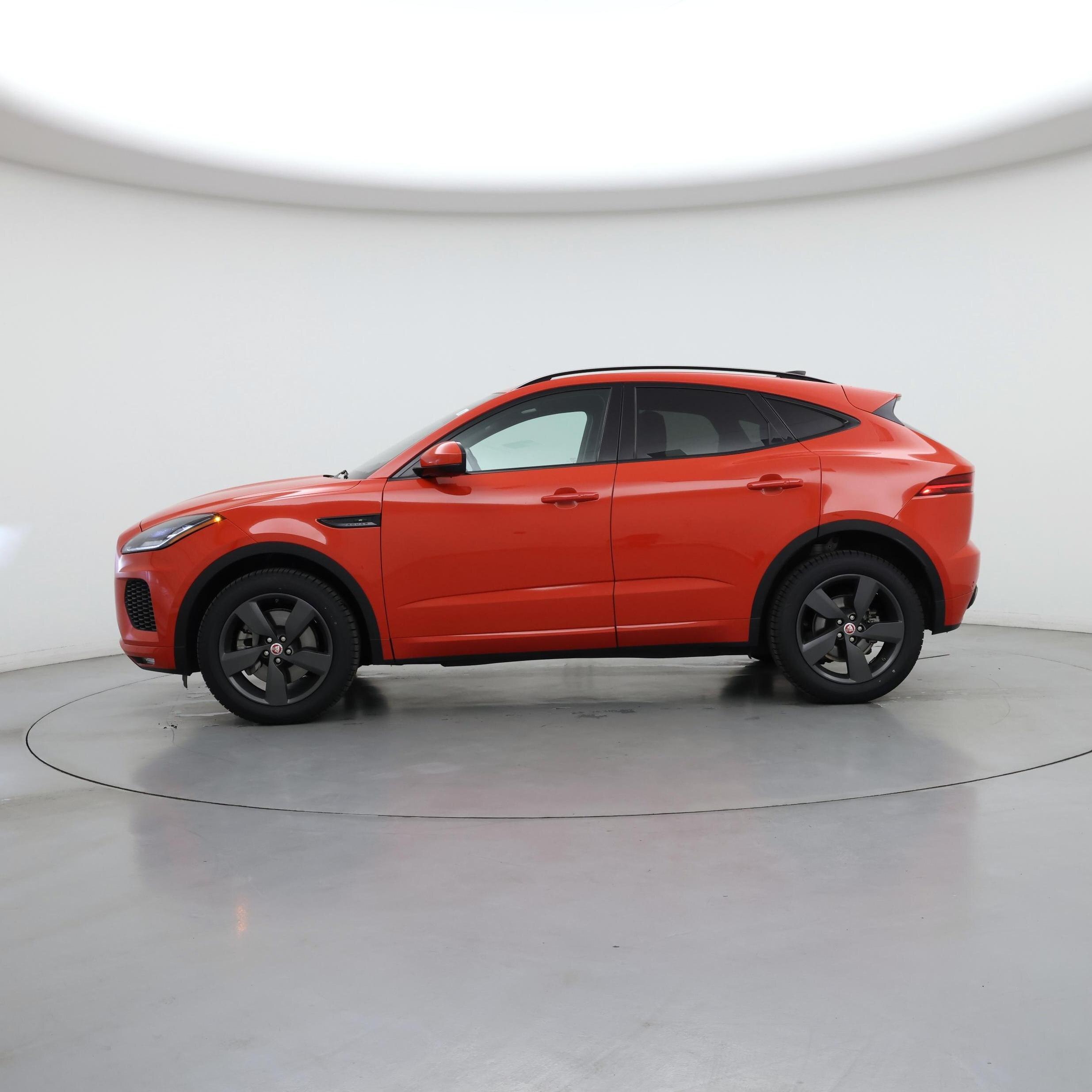 Thumbnail: 2020 Jaguar E-Pace - 3