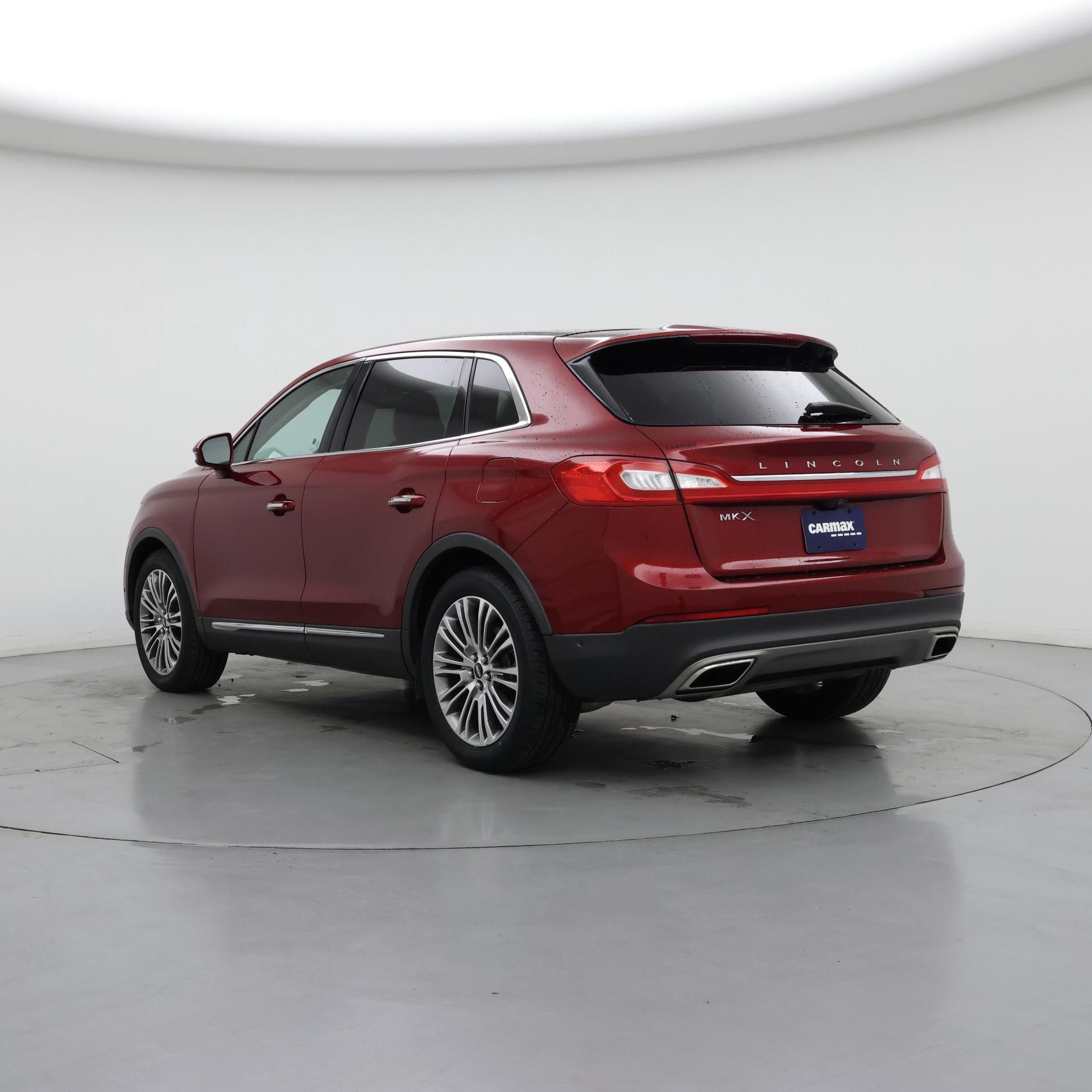 Thumbnail: 2016 Lincoln MKX - 2
