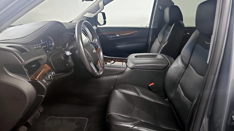 2019 Cadillac Escalade Luxury 11