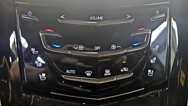 2019 Cadillac Escalade Luxury 17