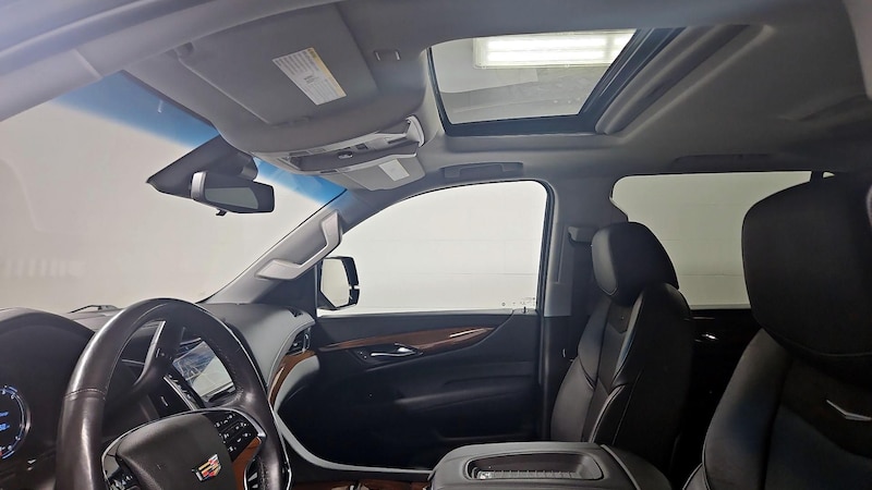 2019 Cadillac Escalade Luxury 20
