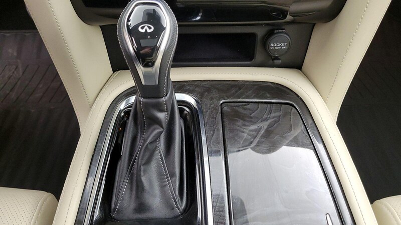 2021 INFINITI QX80 Luxe 16