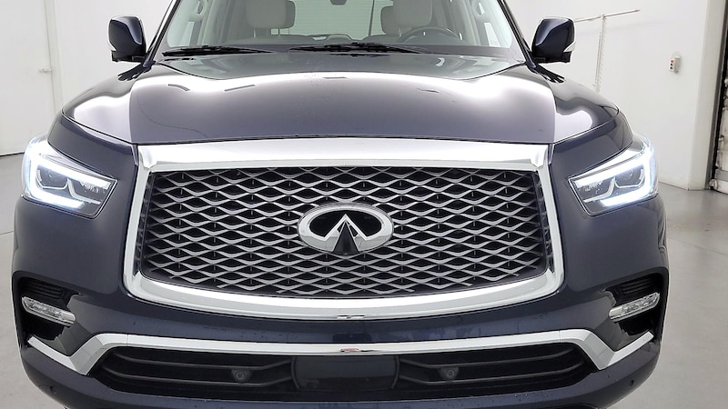 2021 INFINITI QX80 Luxe 2