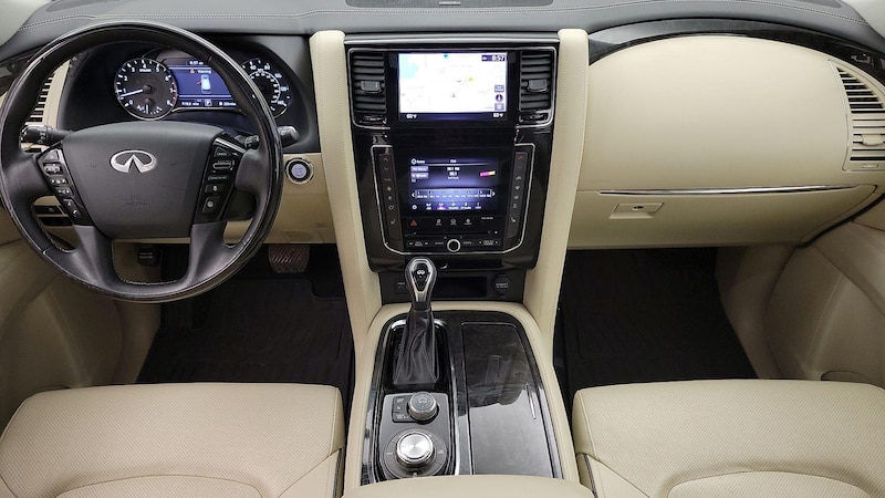 2021 INFINITI QX80 Luxe 8