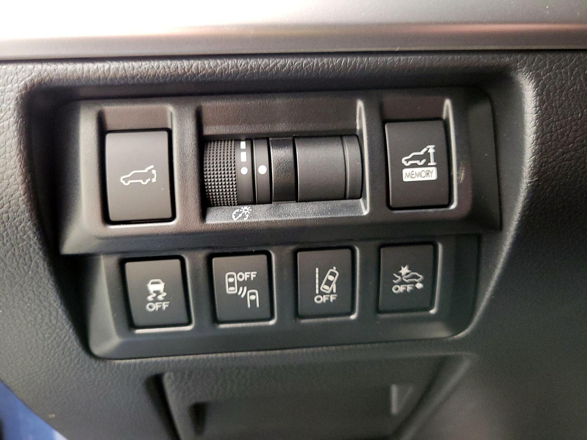 Thumbnail: 2019 Subaru Outback - 13