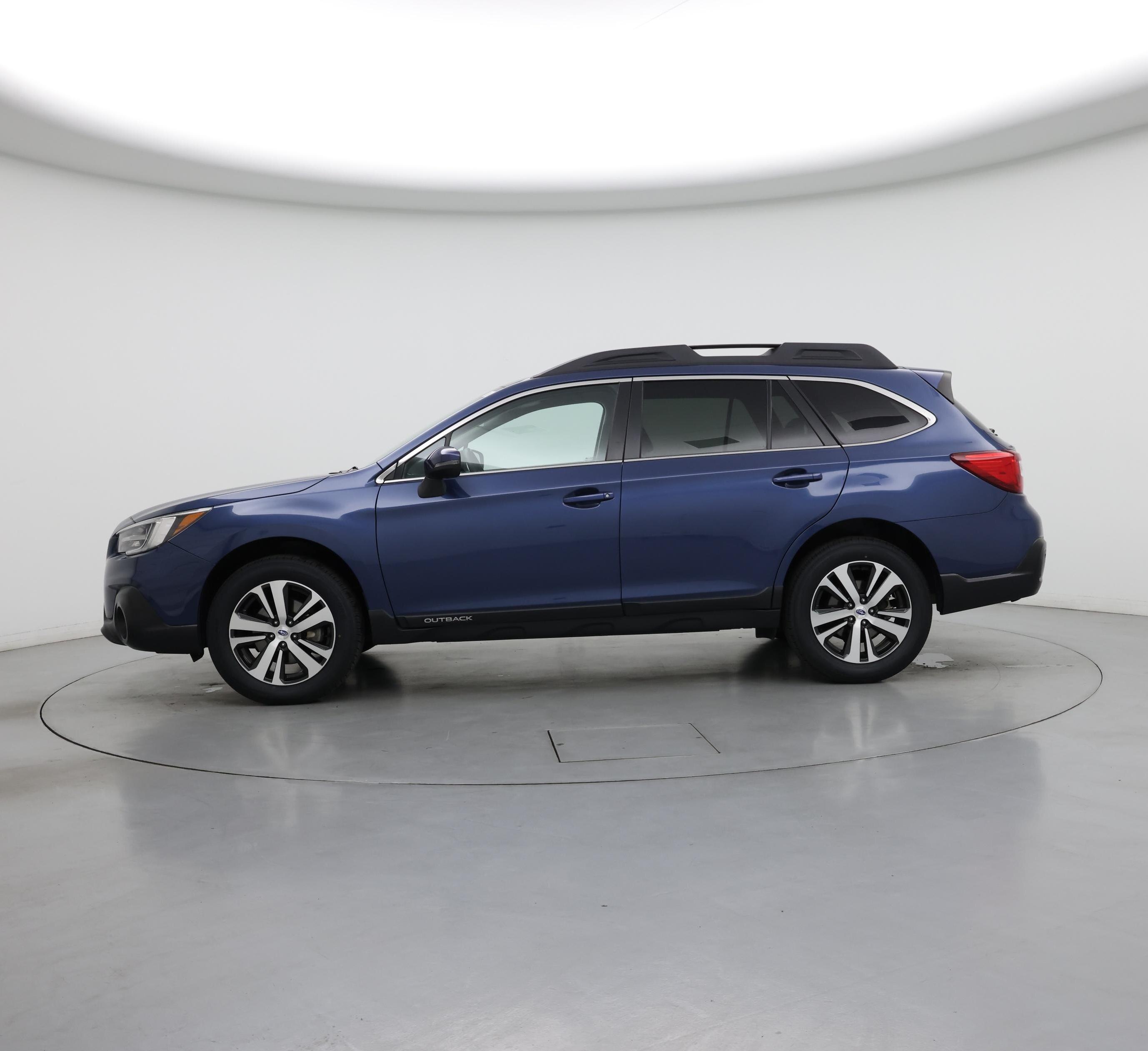 Thumbnail: 2019 Subaru Outback - 3