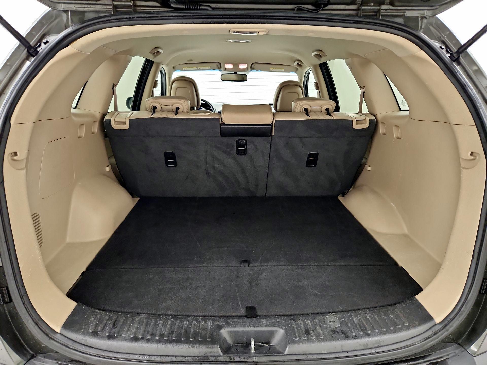 Thumbnail: 2013 Kia Sorento - 20
