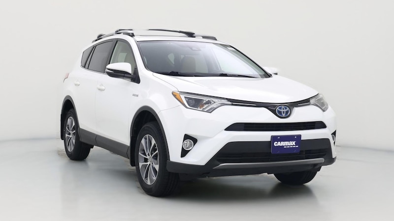 2017 Toyota RAV4 XLE Hero Image