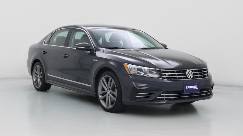 2017 Volkswagen Passat R-Line Hero Image