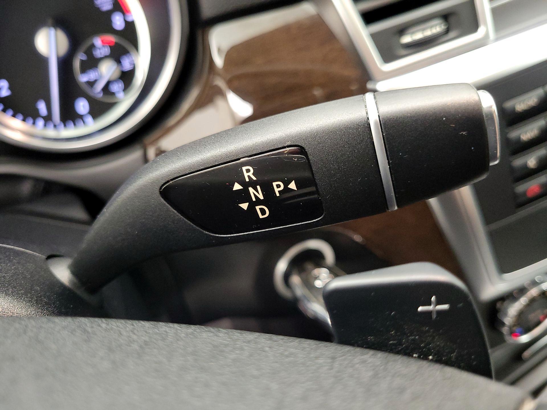 Thumbnail: 2014 Mercedes-Benz M-Class - 18