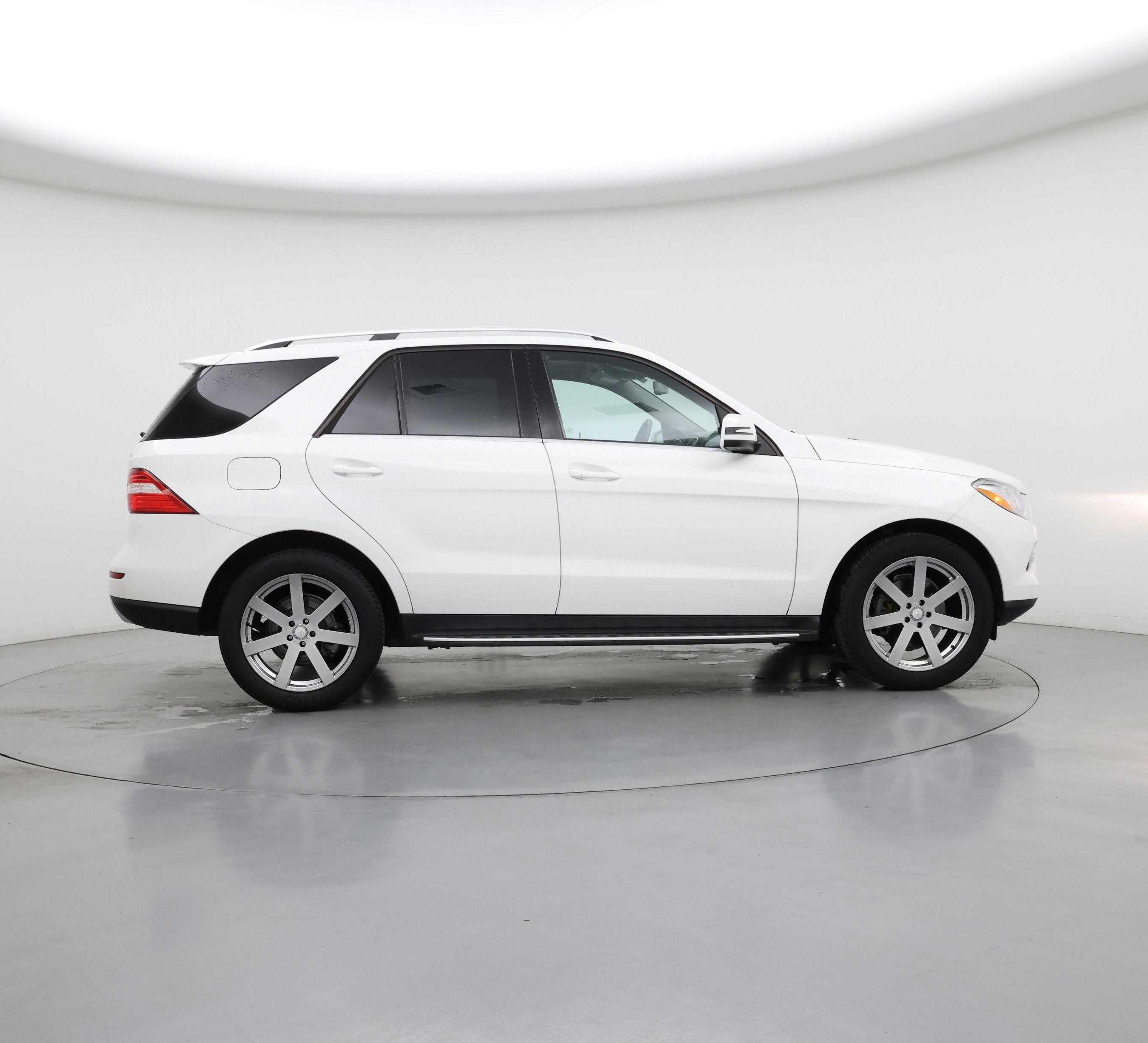 Thumbnail: 2014 Mercedes-Benz M-Class - 7