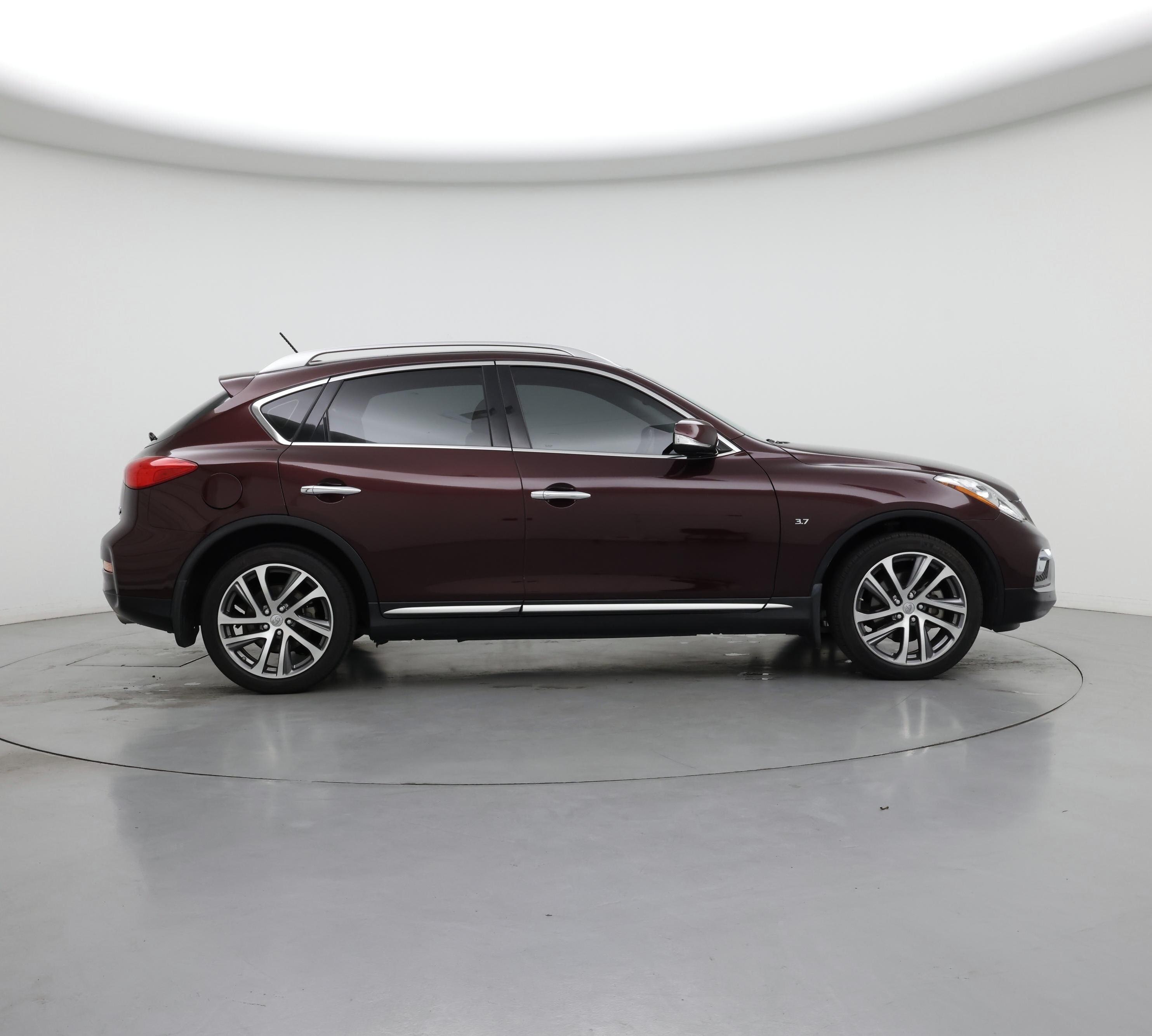 Thumbnail: 2017 INFINITI QX50 - 7
