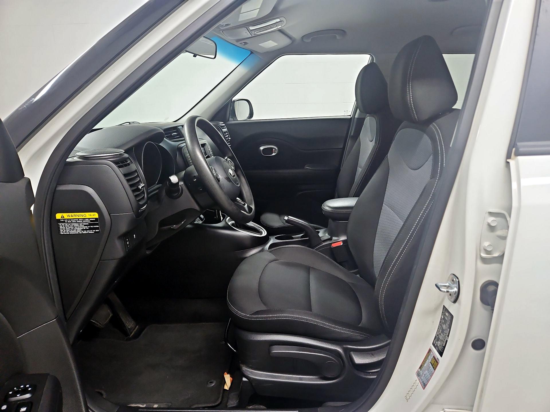 Thumbnail: 2019 Kia Soul - 11