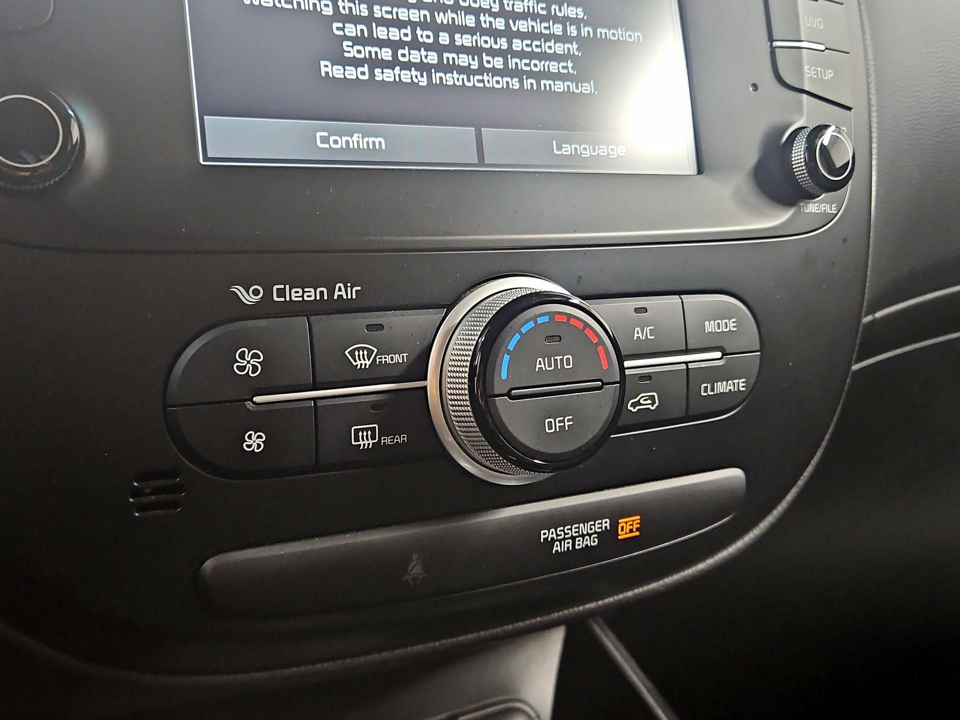 Thumbnail: 2019 Kia Soul - 16