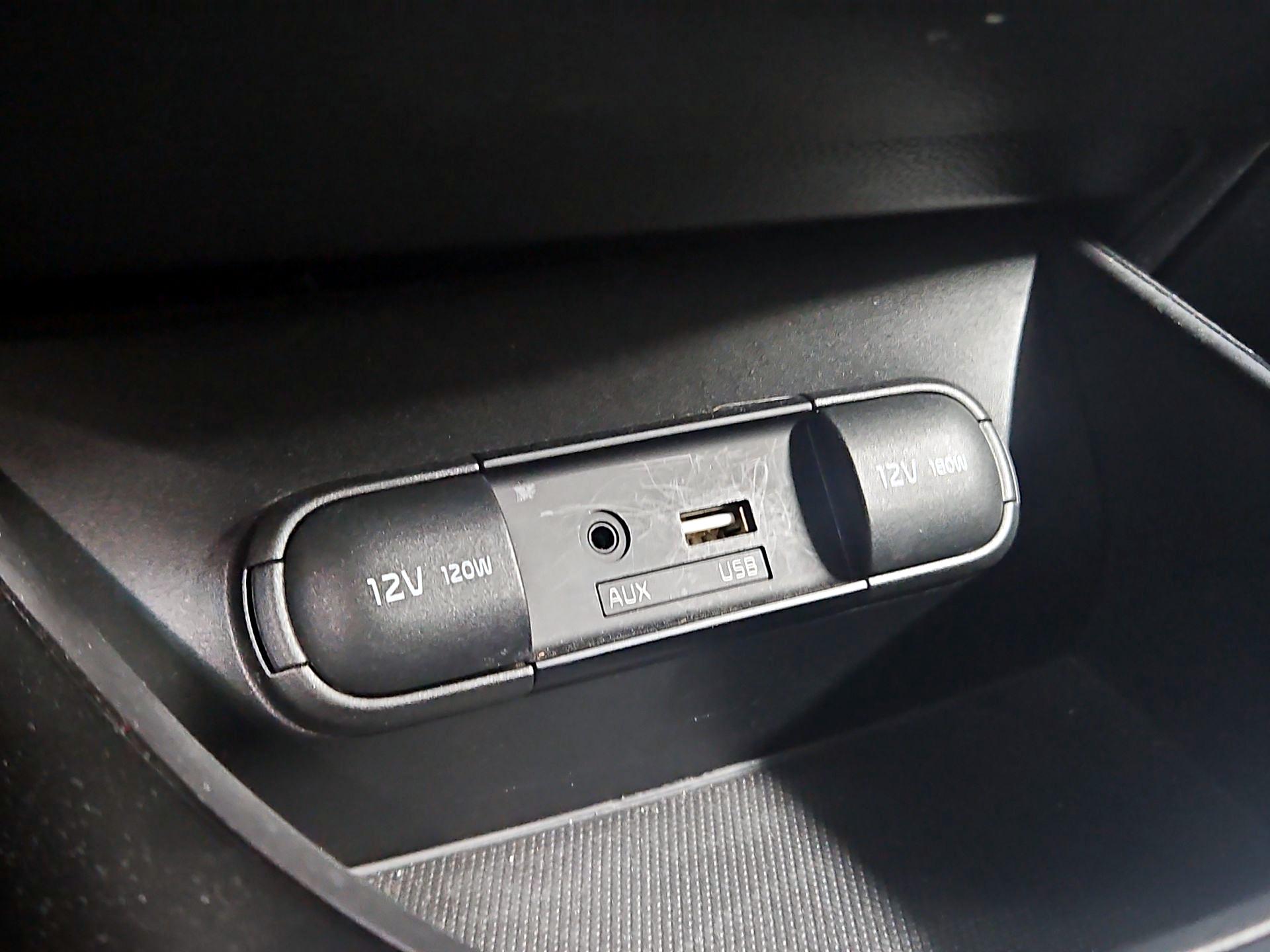 Thumbnail: 2019 Kia Soul - 18