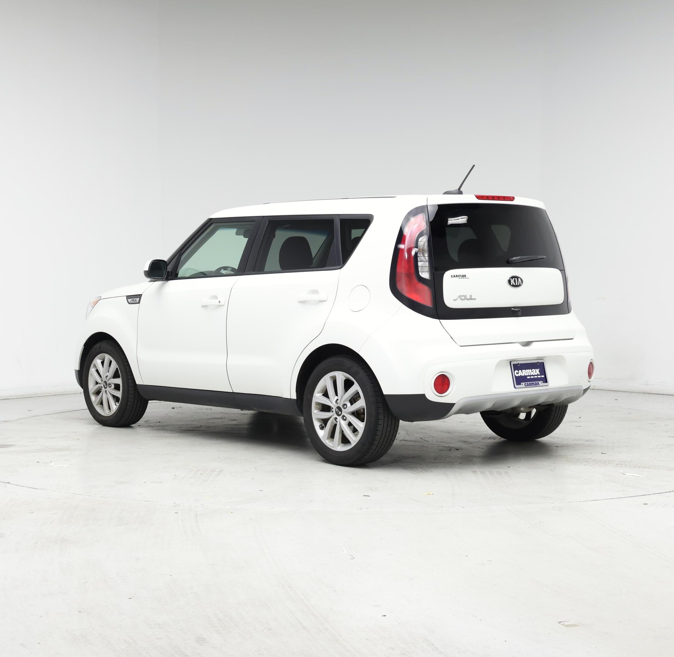 Thumbnail: 2019 Kia Soul - 2