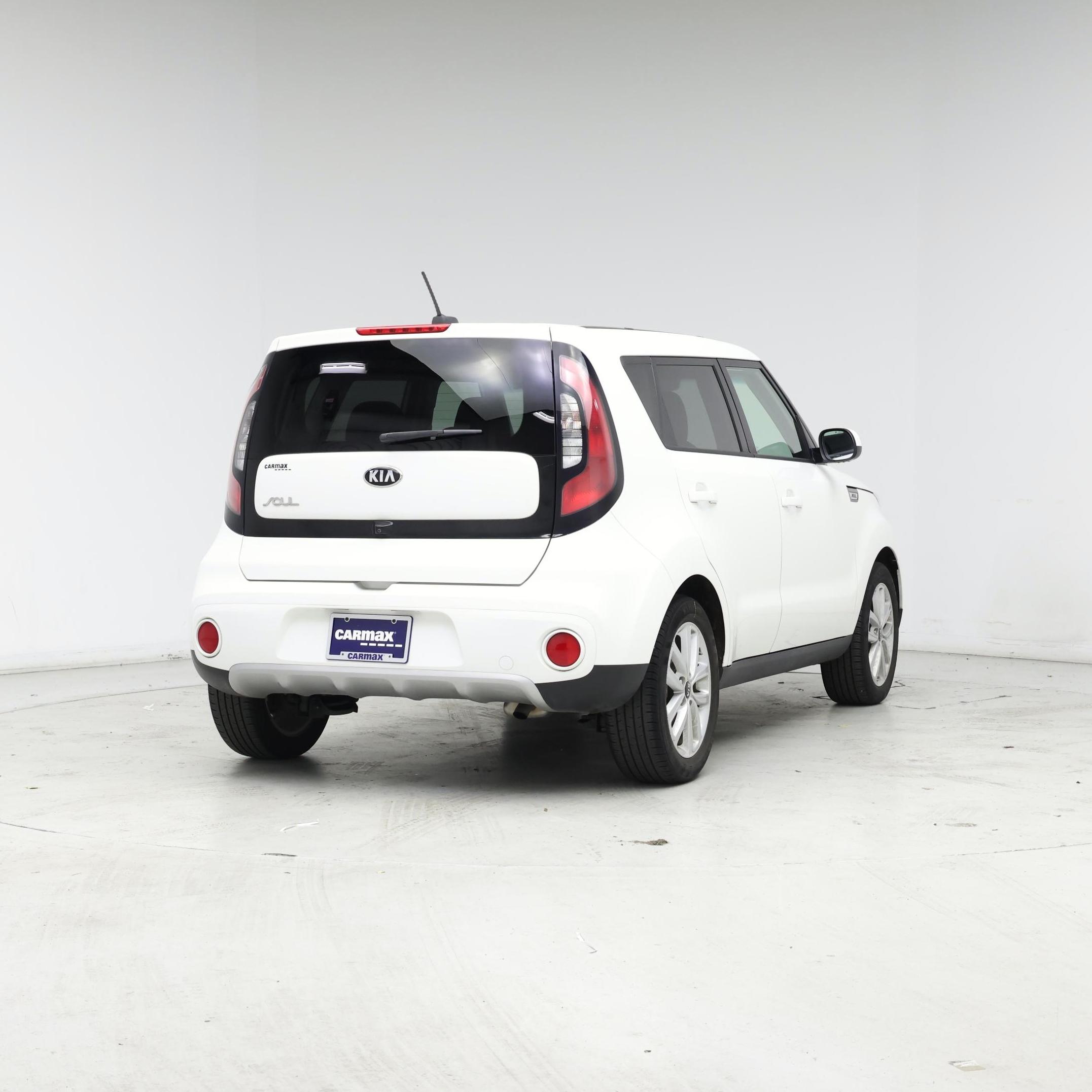Thumbnail: 2019 Kia Soul - 8