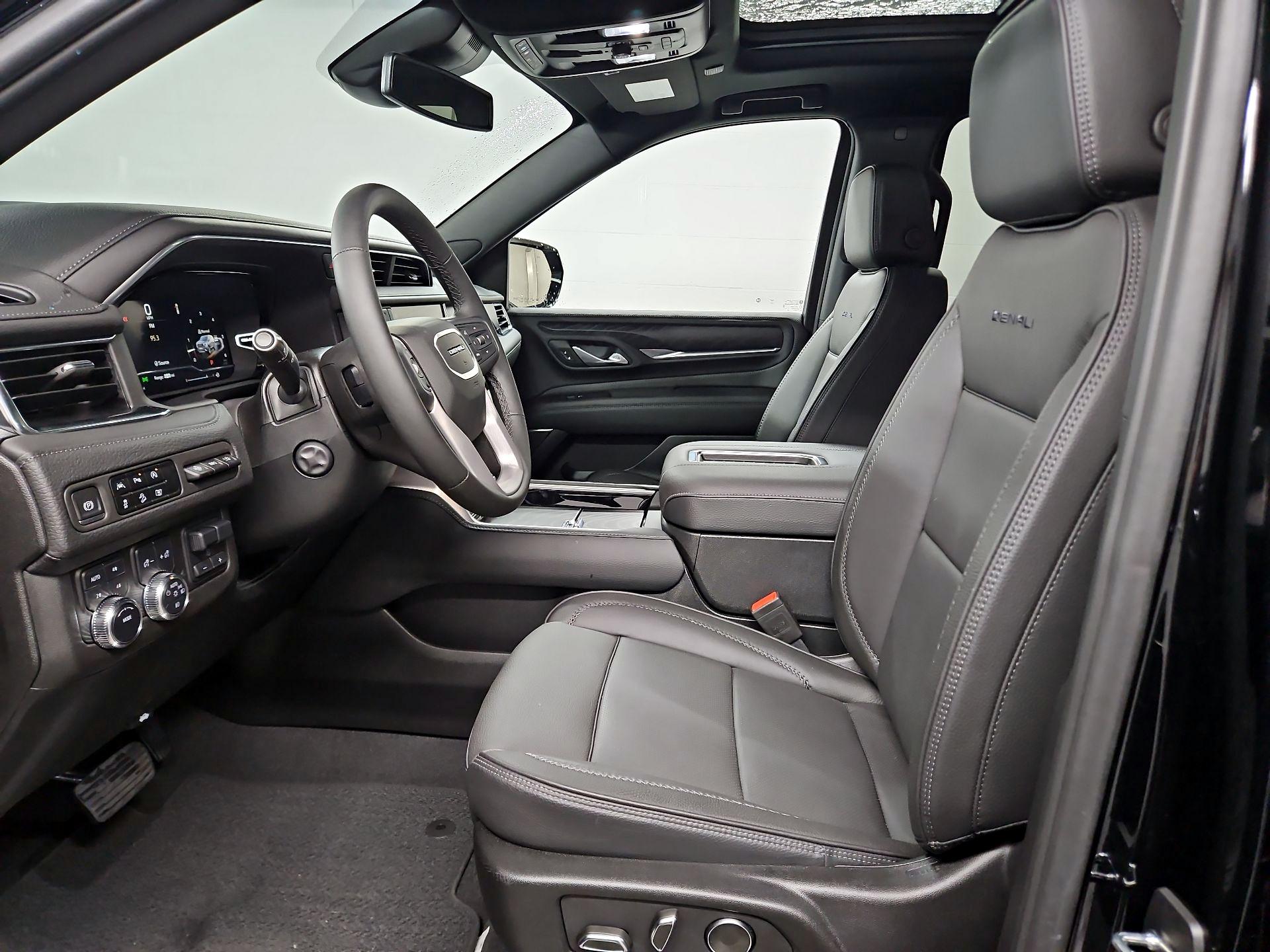 Thumbnail: 2024 GMC Yukon XL - 11