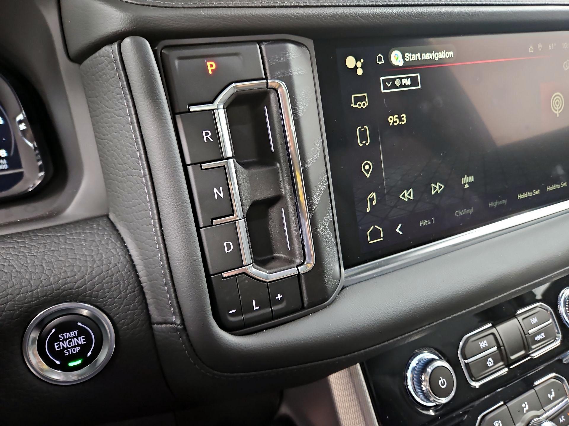 Thumbnail: 2024 GMC Yukon XL - 18