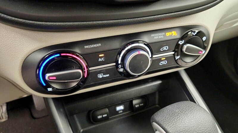 2023 Kia Soul LX 16