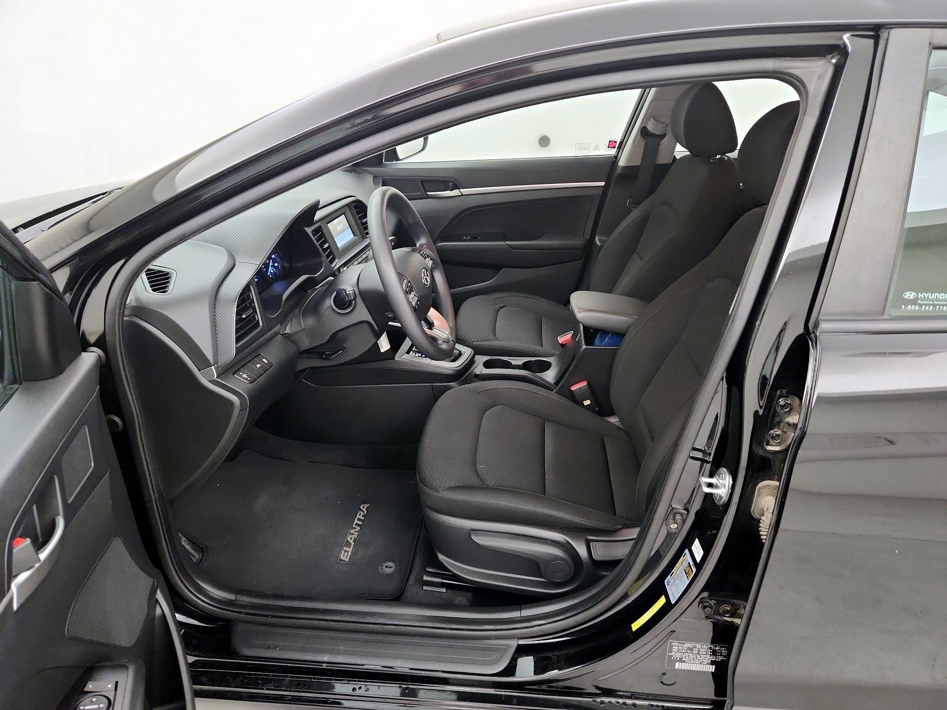 Thumbnail: 2020 Hyundai Elantra - 11