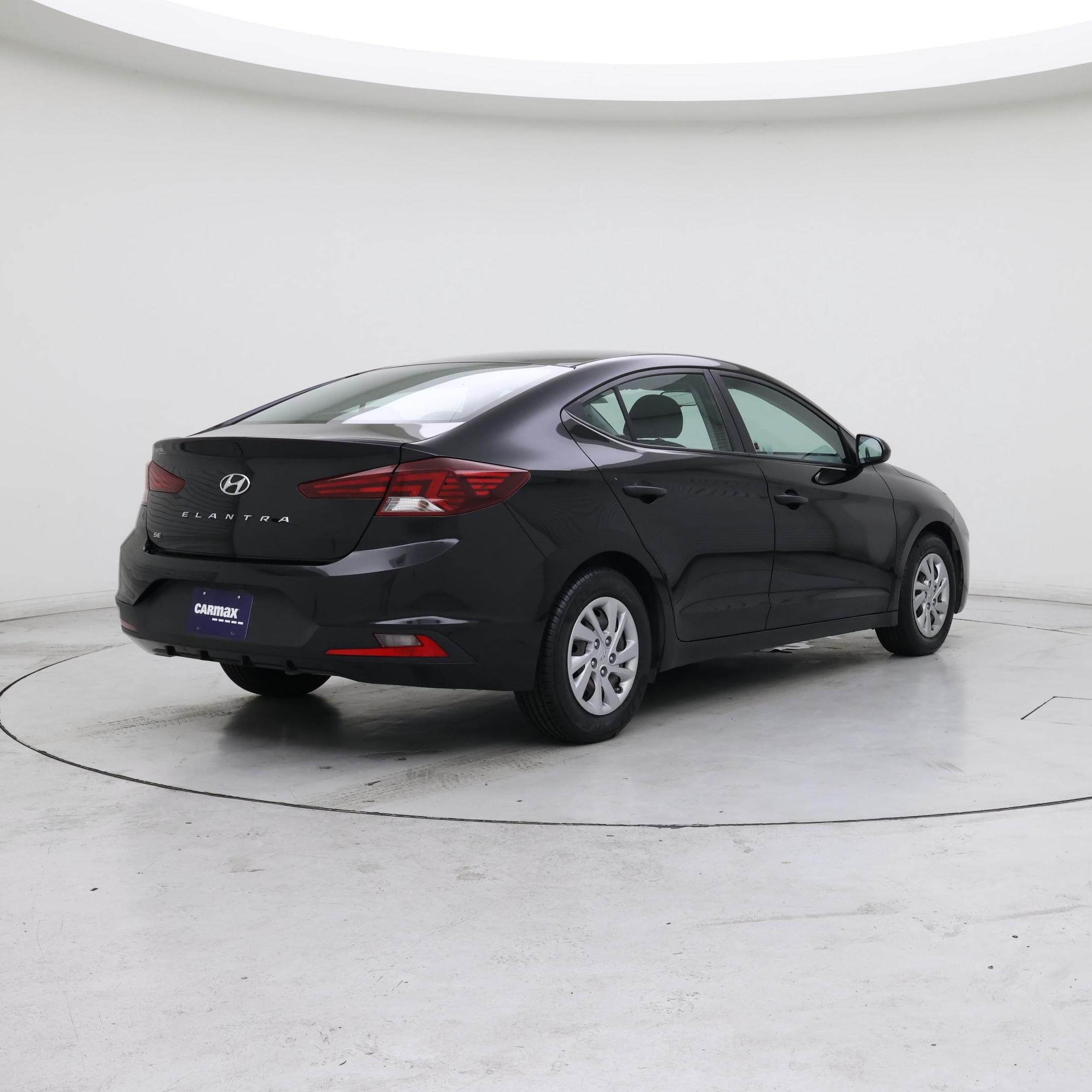 Thumbnail: 2020 Hyundai Elantra - 8