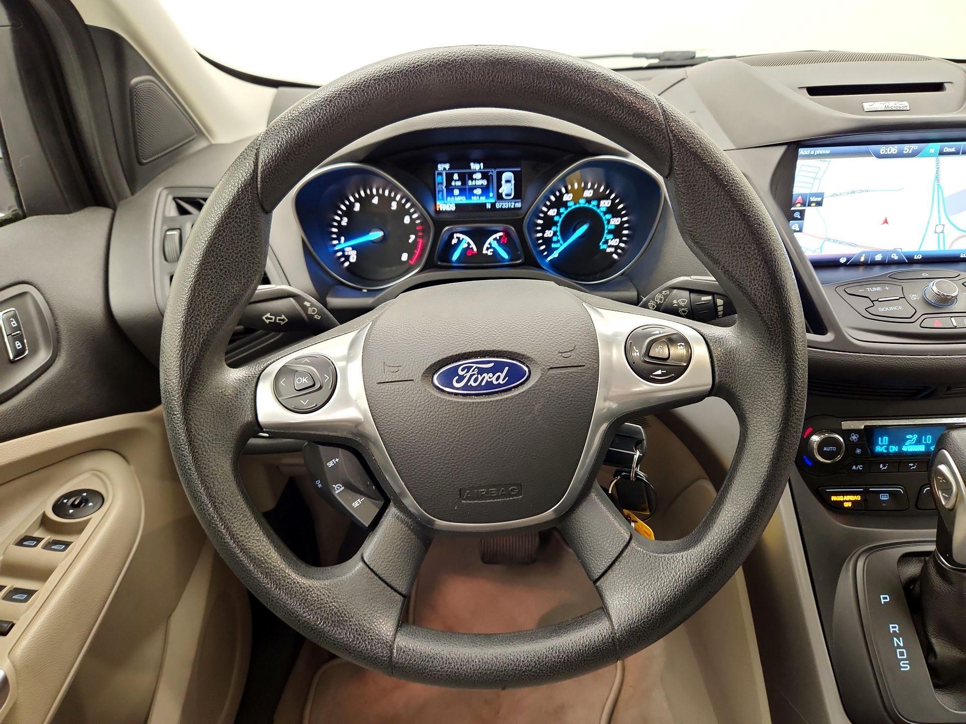 Thumbnail: 2015 Ford Escape - 10
