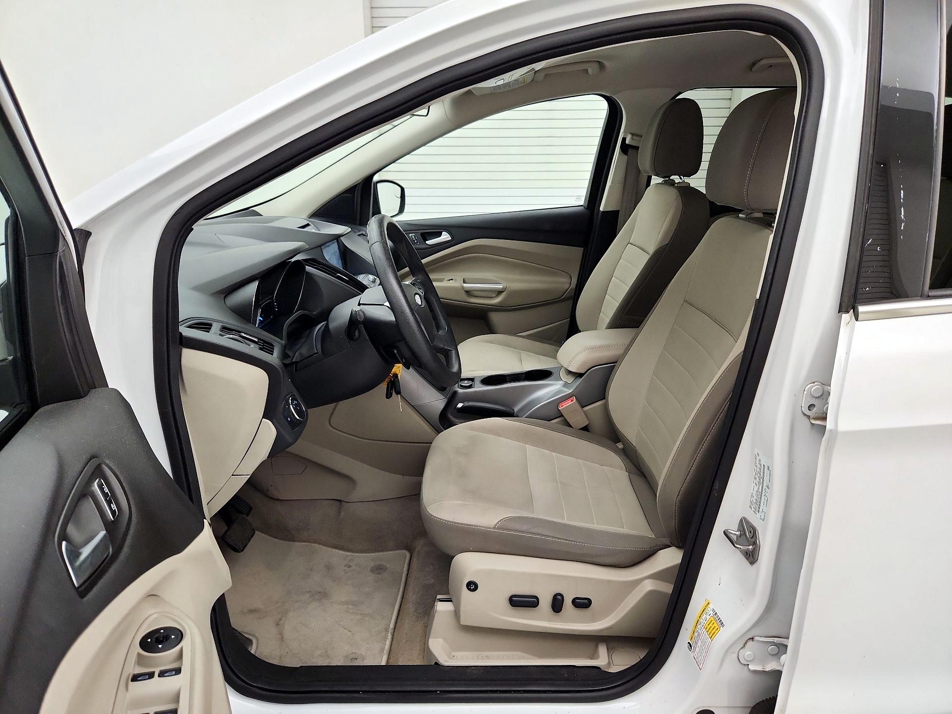Thumbnail: 2015 Ford Escape - 11