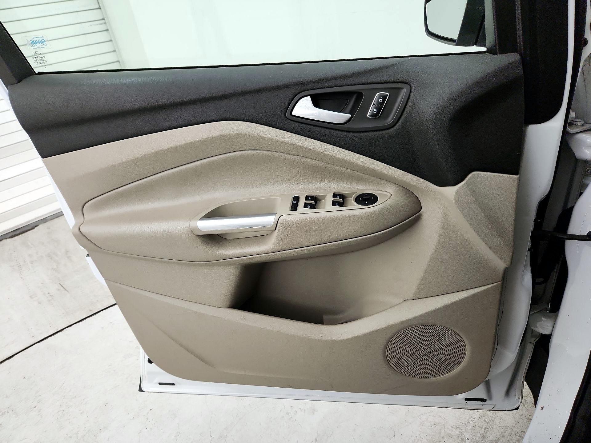 Thumbnail: 2015 Ford Escape - 12