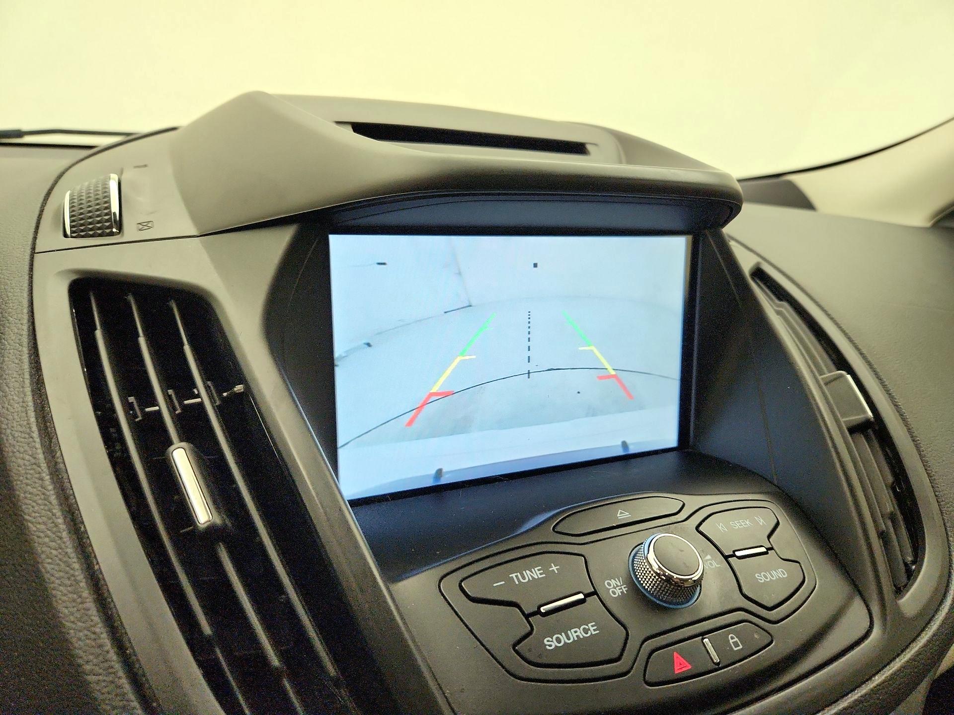Thumbnail: 2015 Ford Escape - 15
