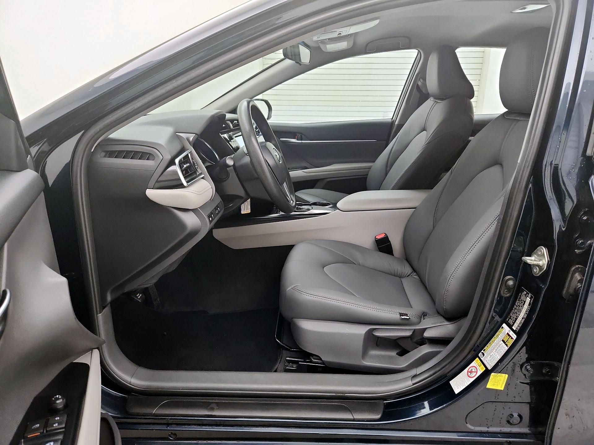 Thumbnail: 2018 Toyota Camry - 11