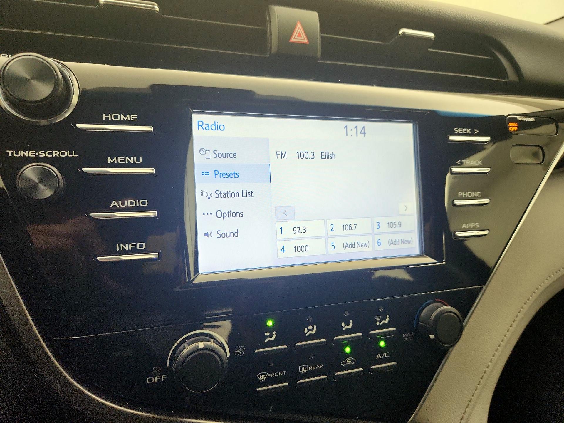 Thumbnail: 2018 Toyota Camry - 15