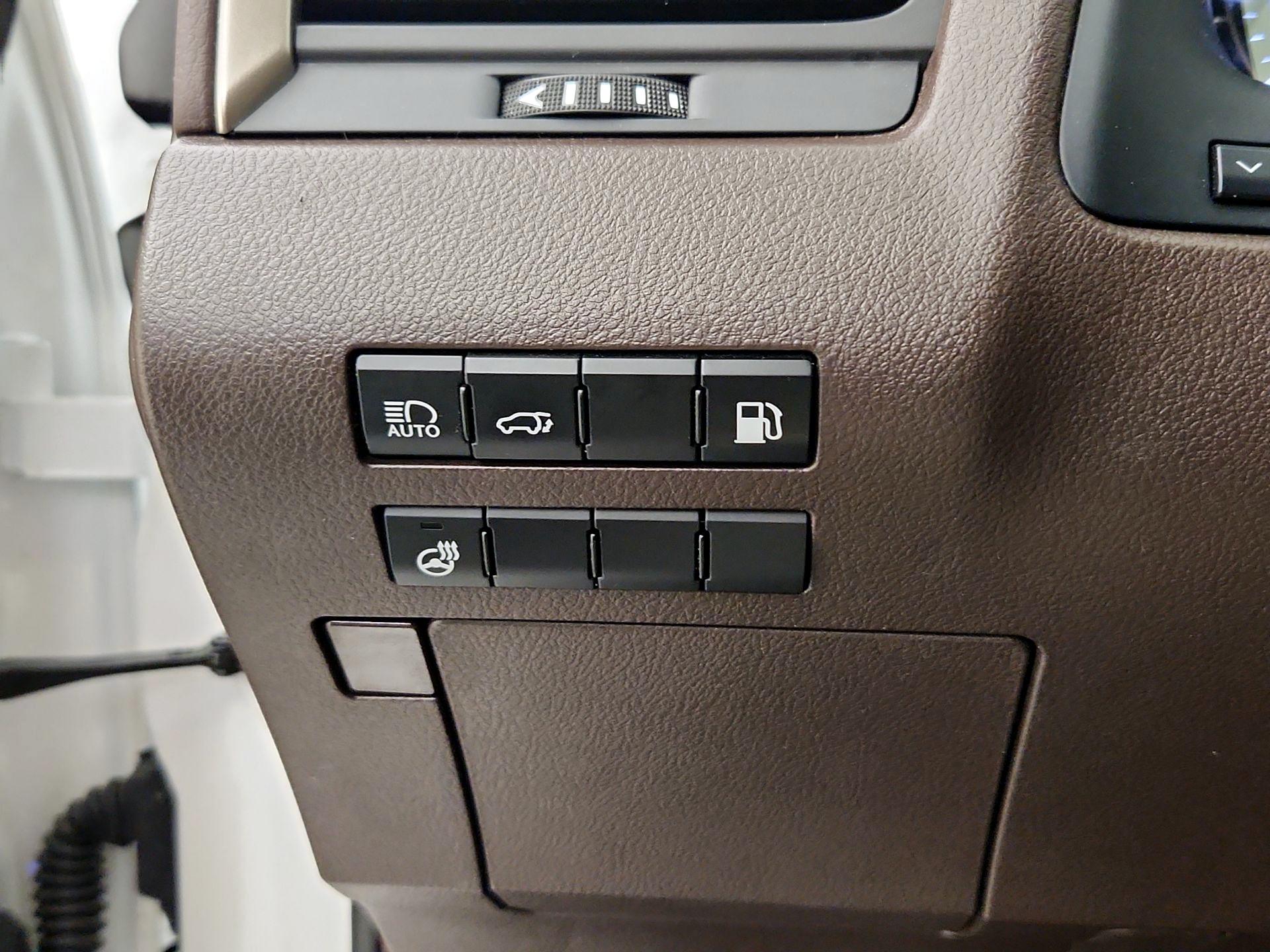 Thumbnail: 2020 Lexus RX - 13