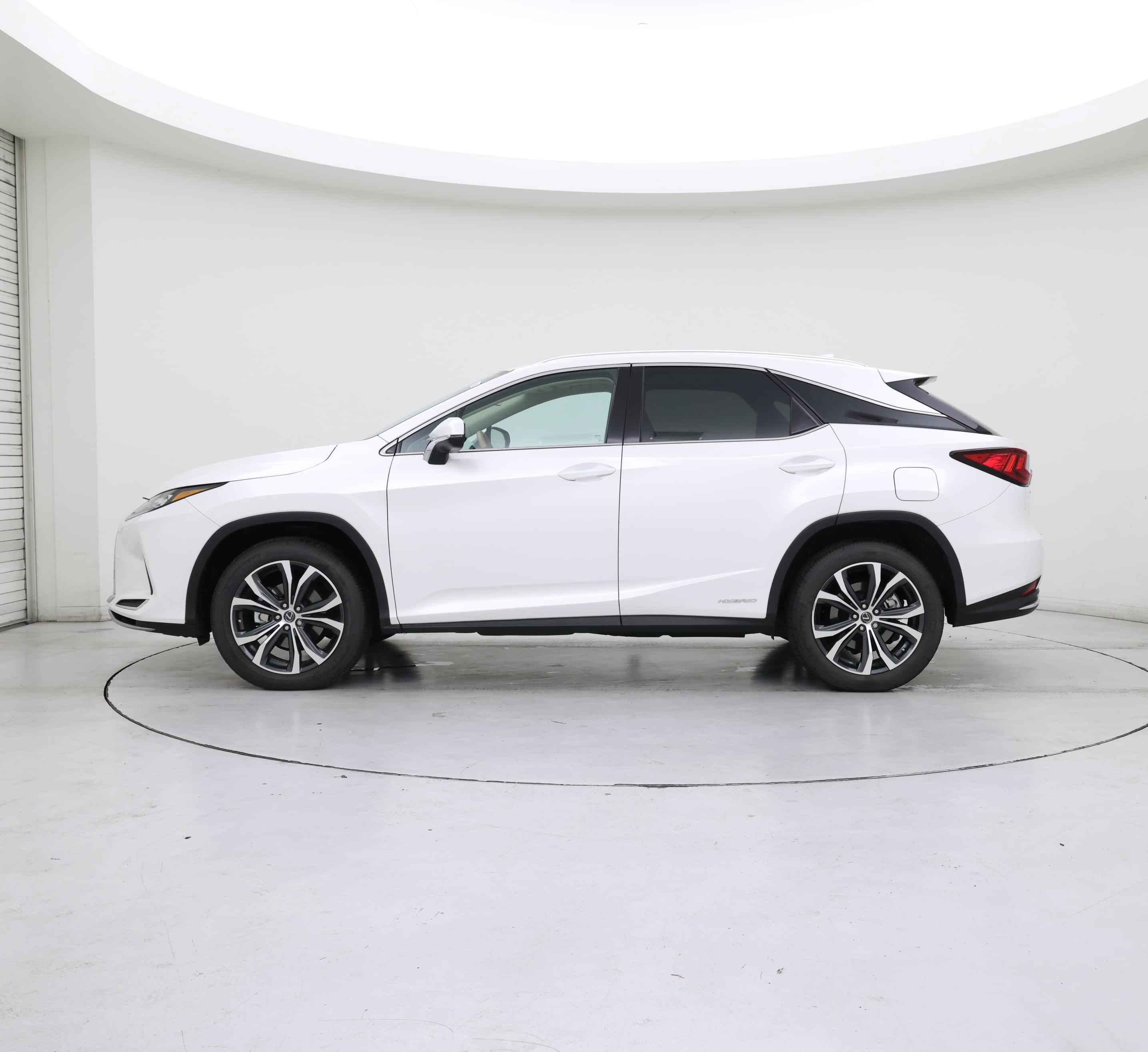 Thumbnail: 2020 Lexus RX - 3