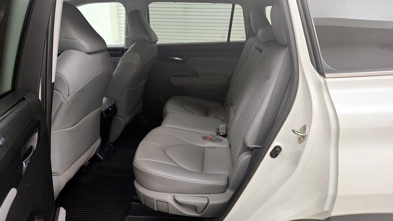 2020 Toyota Highlander XLE 21