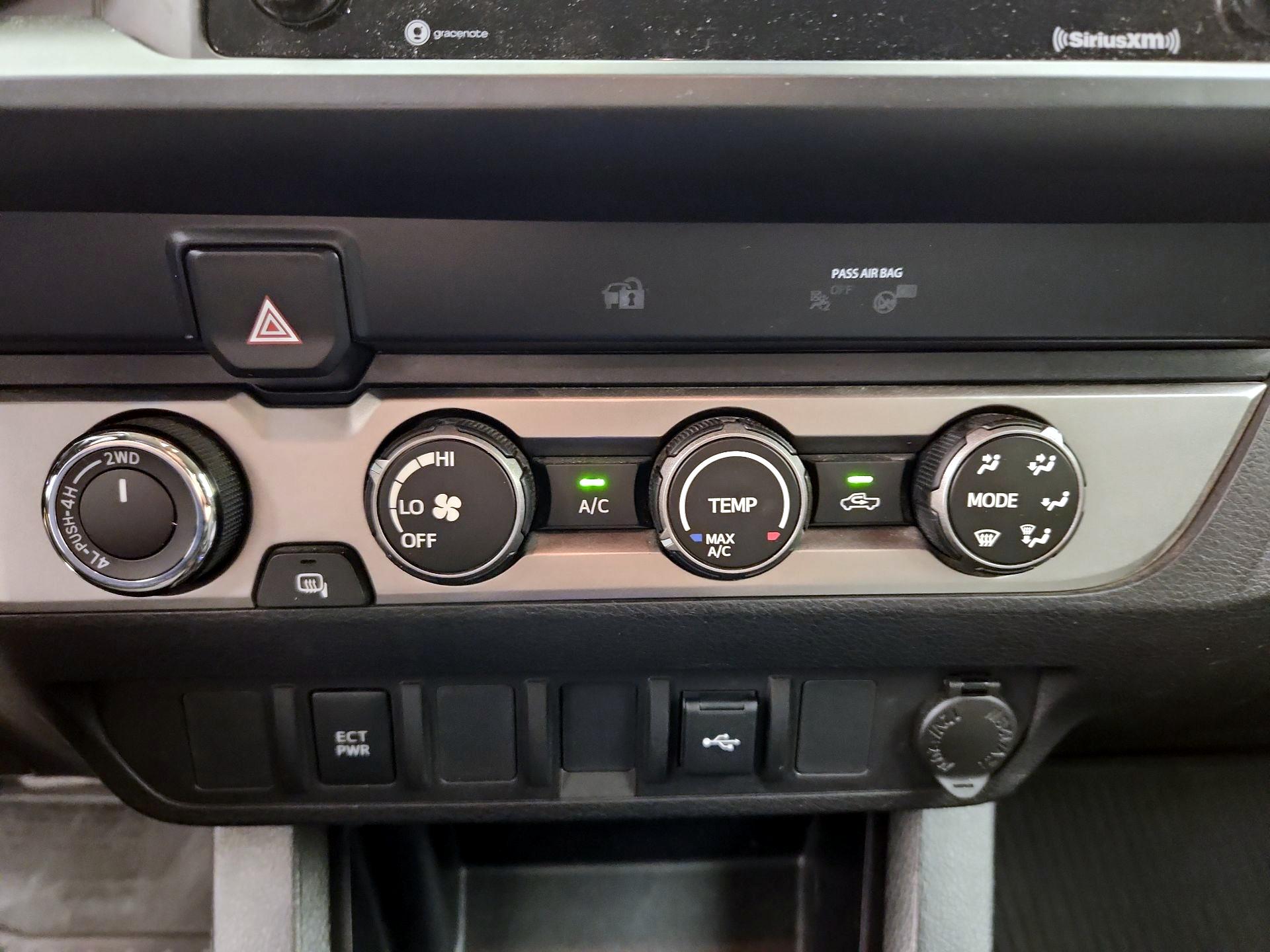 Thumbnail: 2020 Toyota Tacoma - 16