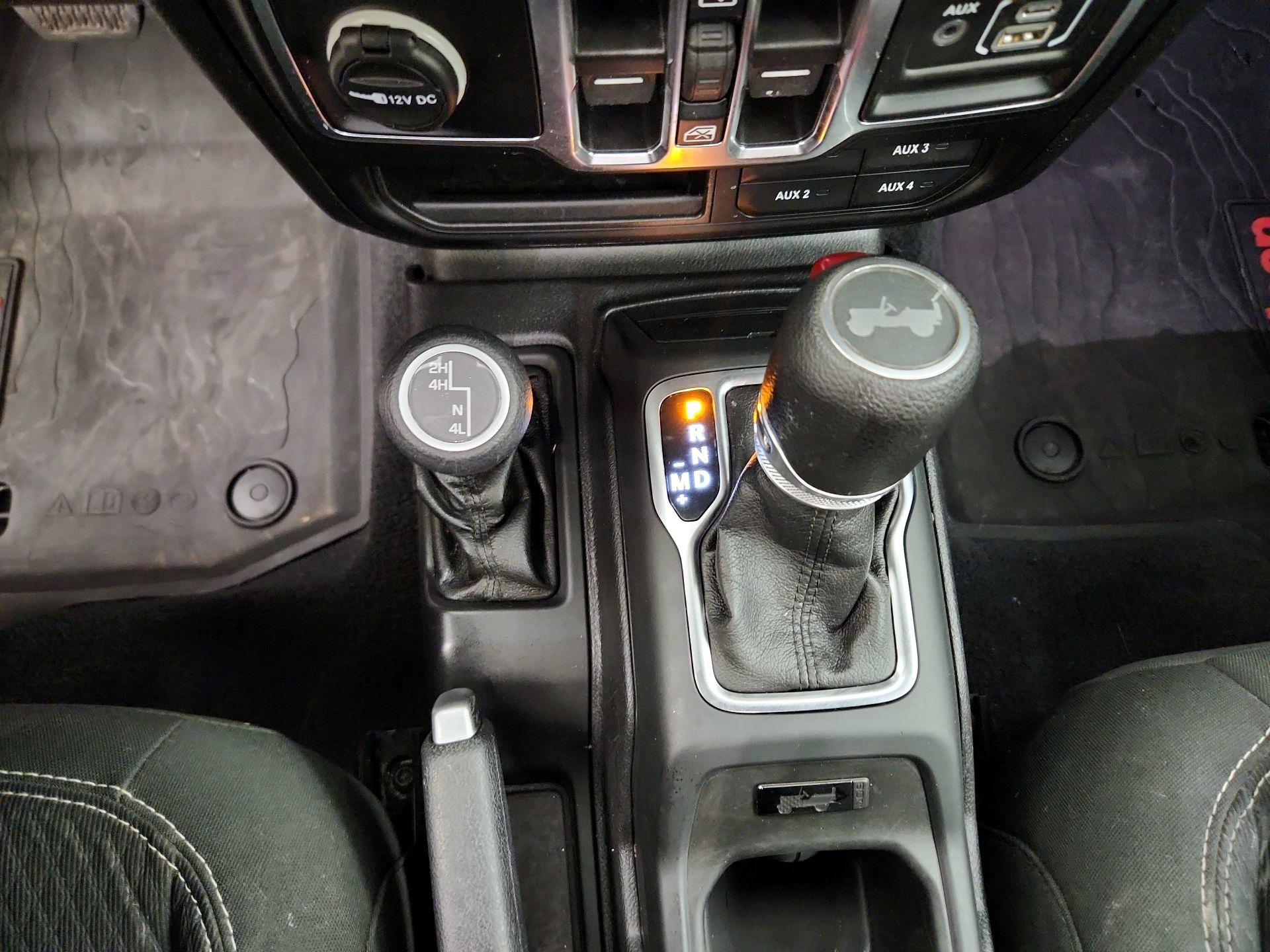 Thumbnail: 2021 Jeep Wrangler - 18