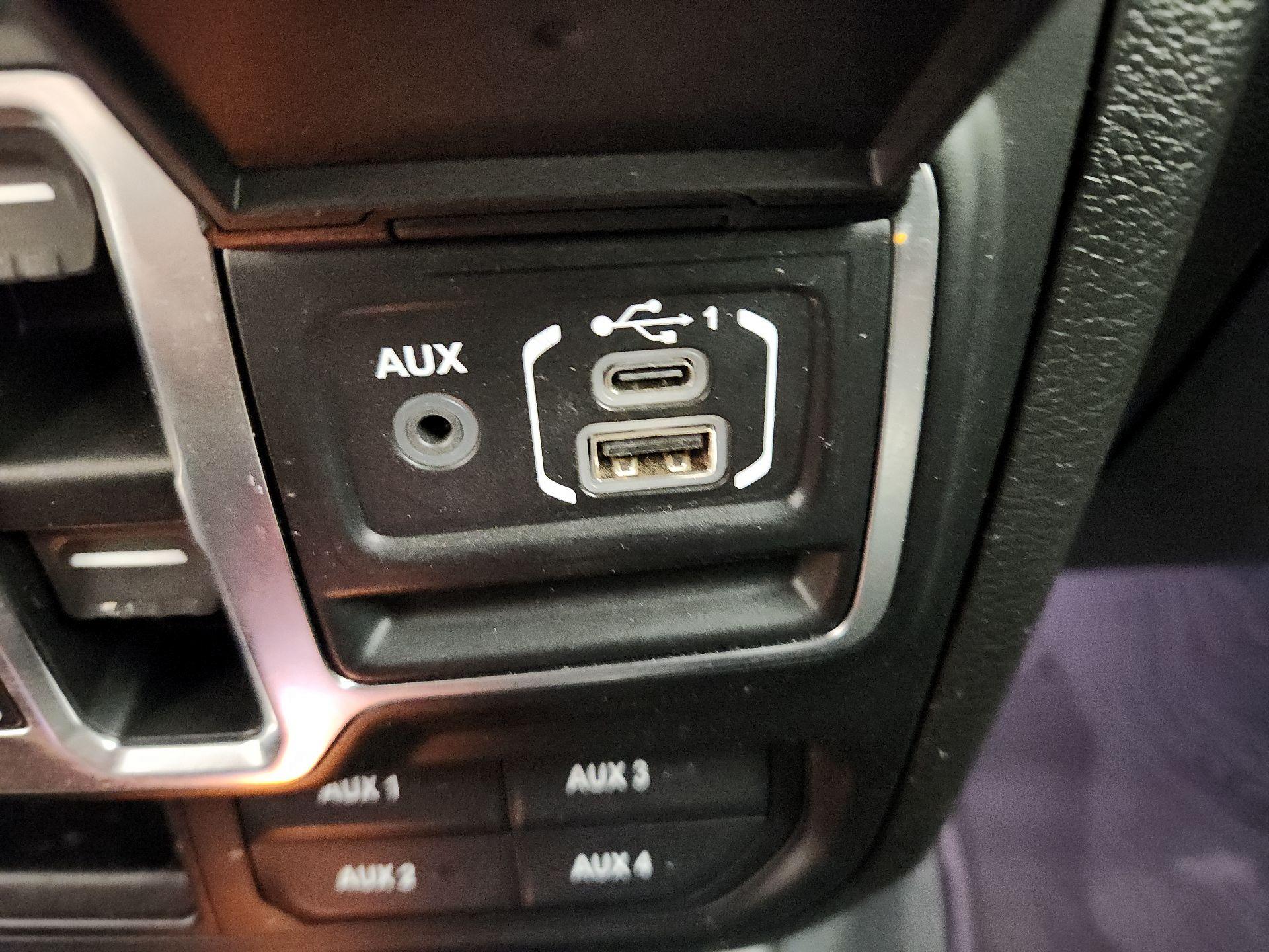 Thumbnail: 2021 Jeep Wrangler - 19