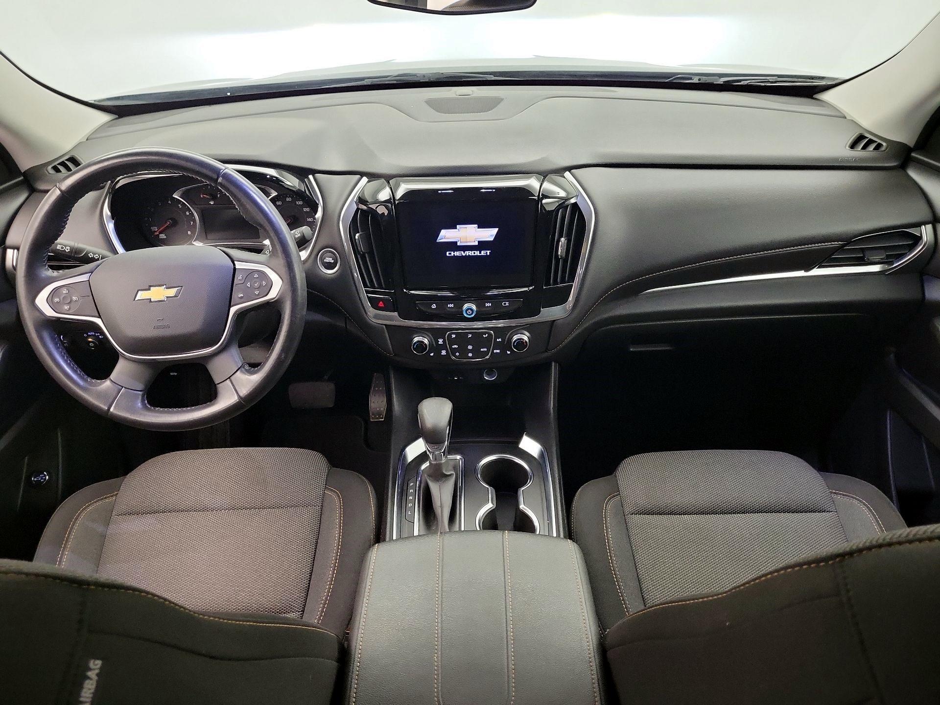 Thumbnail: 2021 Chevrolet Traverse - 9