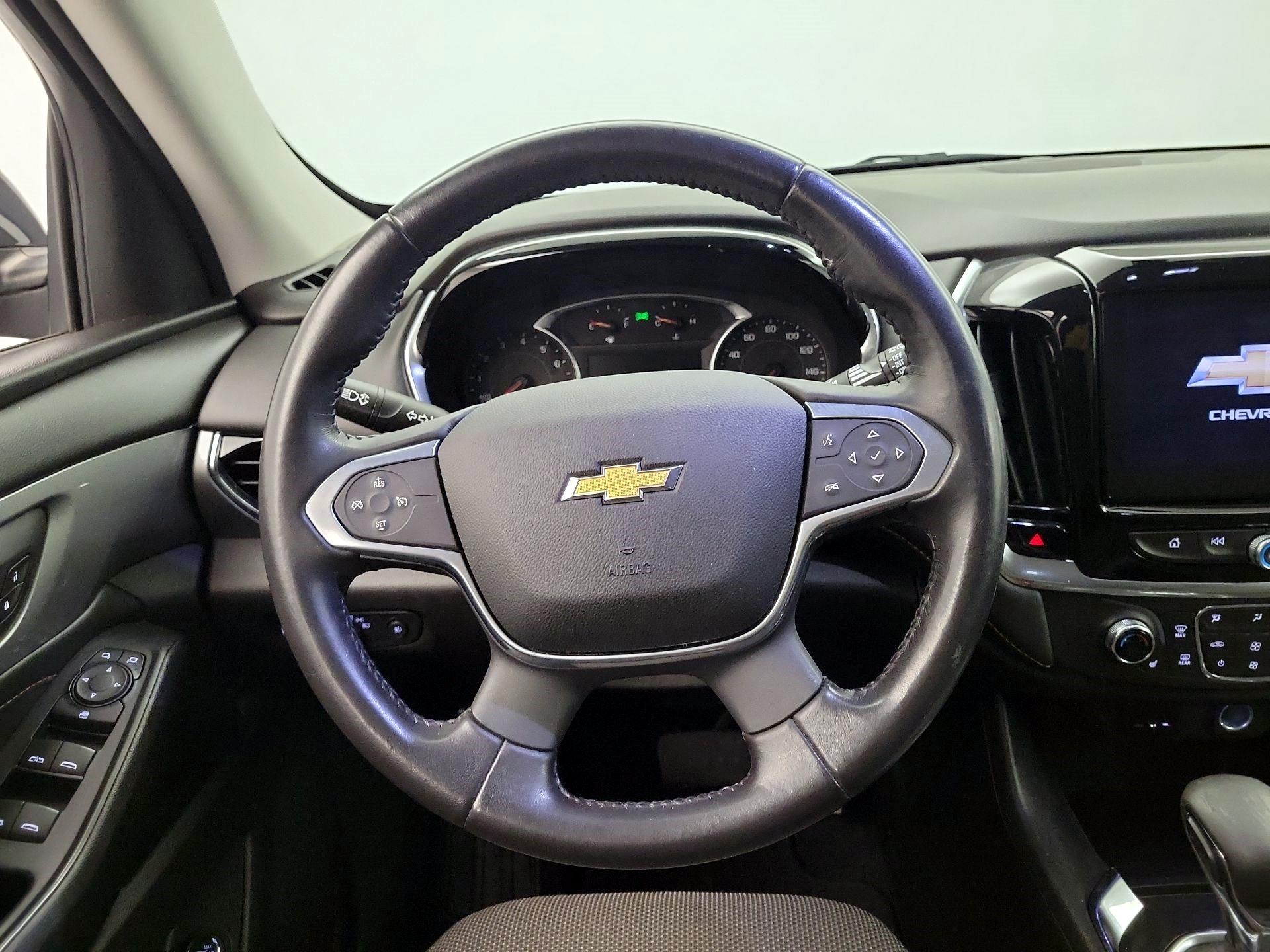 Thumbnail: 2021 Chevrolet Traverse - 10