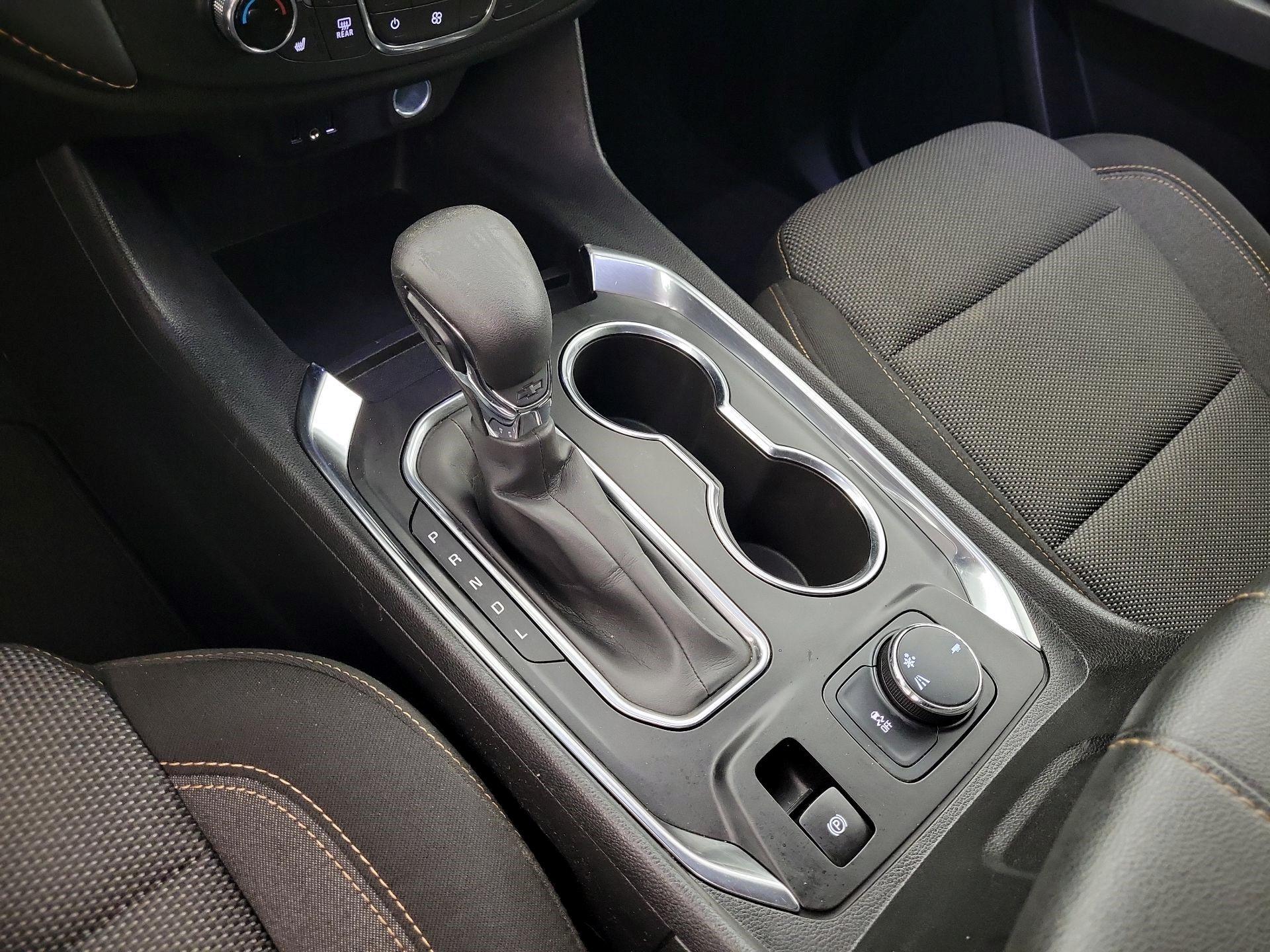 Thumbnail: 2021 Chevrolet Traverse - 17