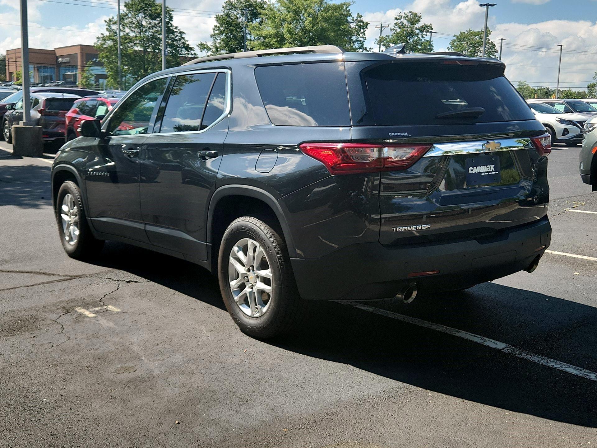 Thumbnail: 2021 Chevrolet Traverse - 7